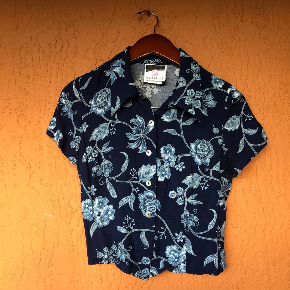 Vintage Cropped Button Down